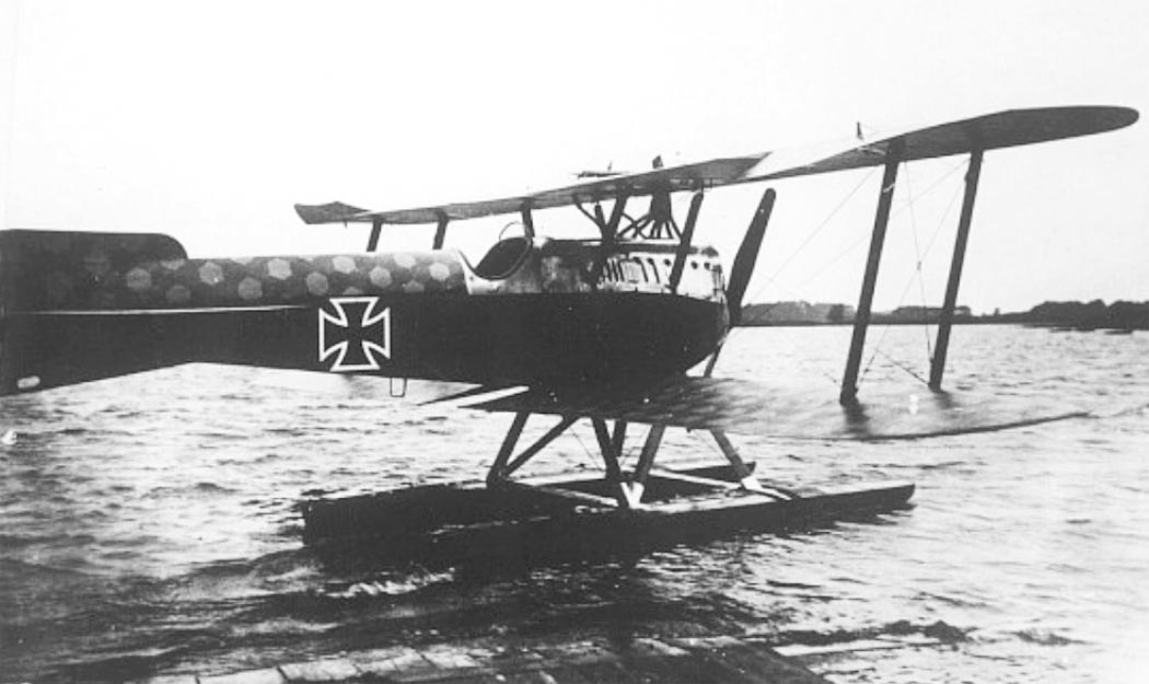 морской истребитель, истребитель Ганза-Бранденбург W 25, поплавковый истребитель